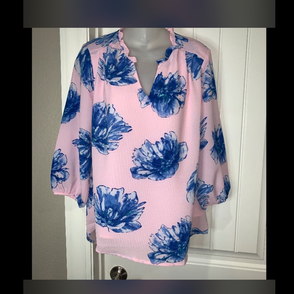 Gibson Pink Top NWT